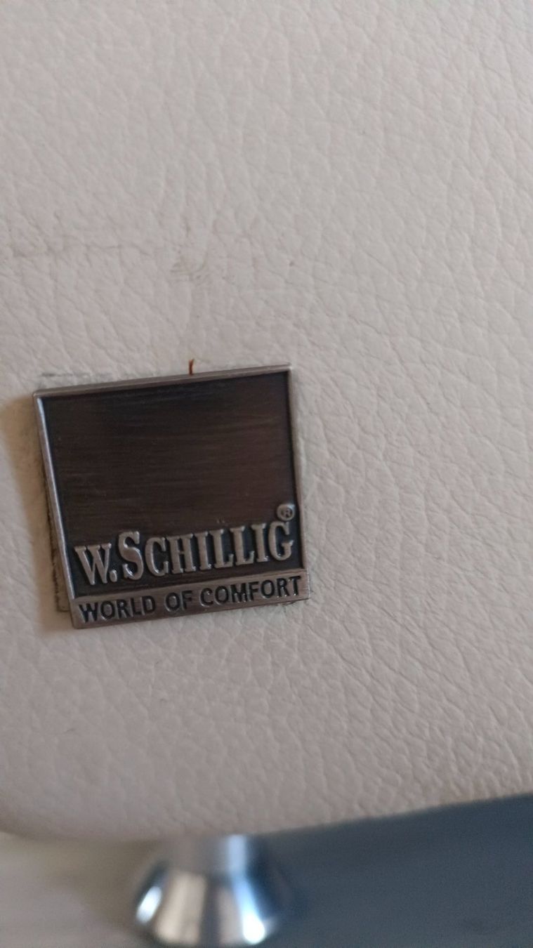 Sofas: Sehr bequemes Ledersofa, hellbeige, Top Zustand – Gebraucht aus Fischbach-Göslikon von Colbra3 3
