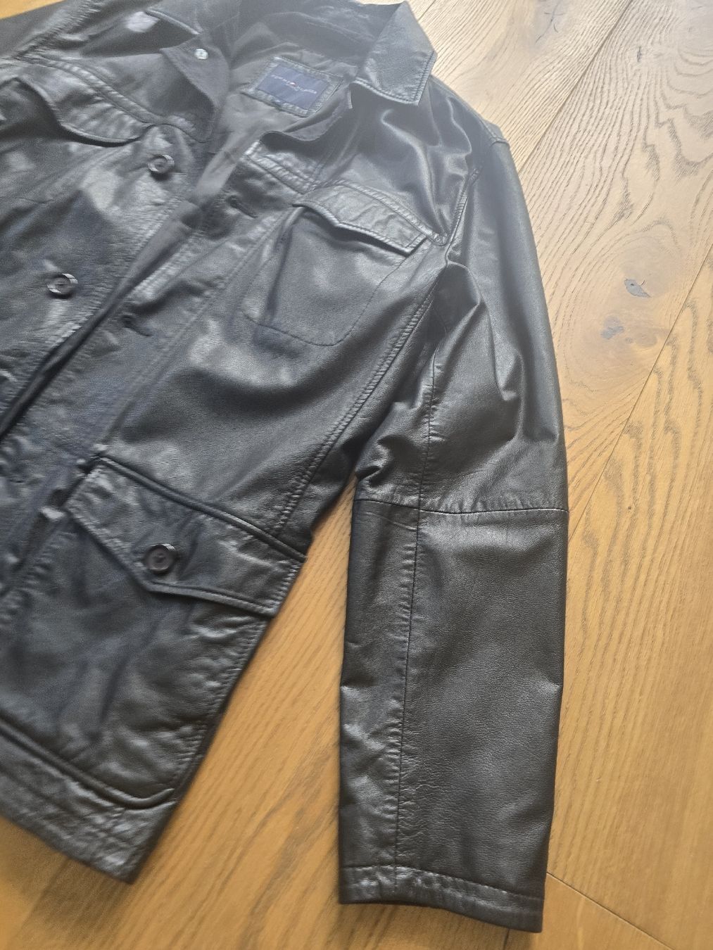 Tommy Hilfiger Jacken: Tommy Hilfiger Lederjacke  – Gebraucht aus Niederbuchsiten von SabineW03 4