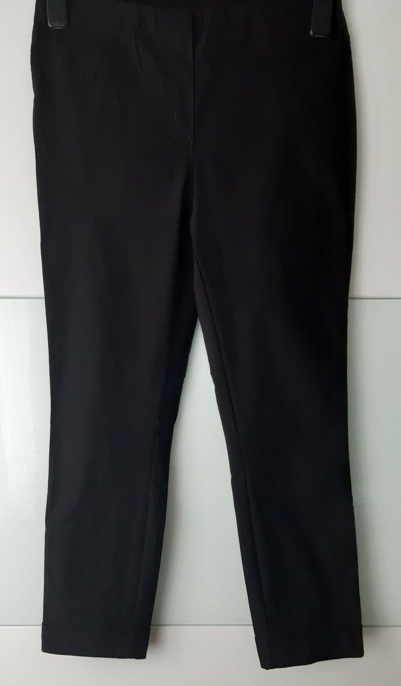 Jeans: Schwarze Damenjeans Gr. 38 – Usato da Feuerthalen venduto da kigo87