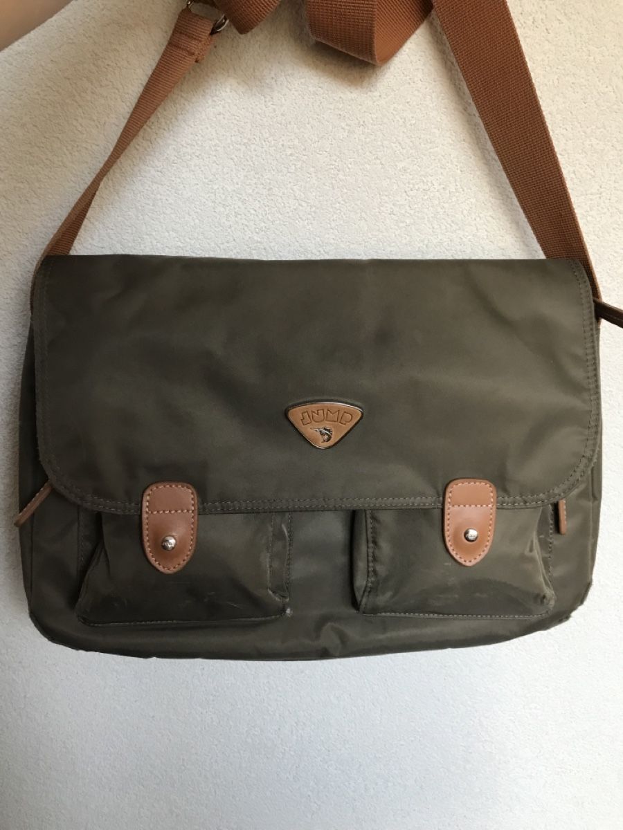 Autres vêtements & accessoires: Sac bandoulière Jump kaki – D'occasion à Grimisuat par eliseba88 4