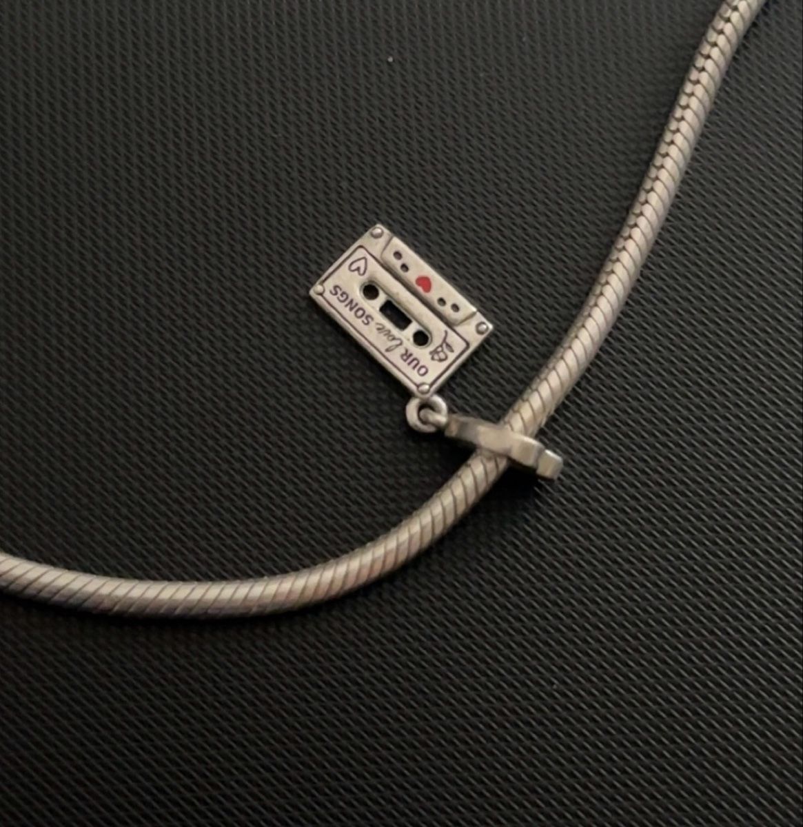 Pandora Anhänger: Pandora Moments Charm - Audio Kassette – Neu (gemäss Beschreibung) aus Oftringen von tola19 1