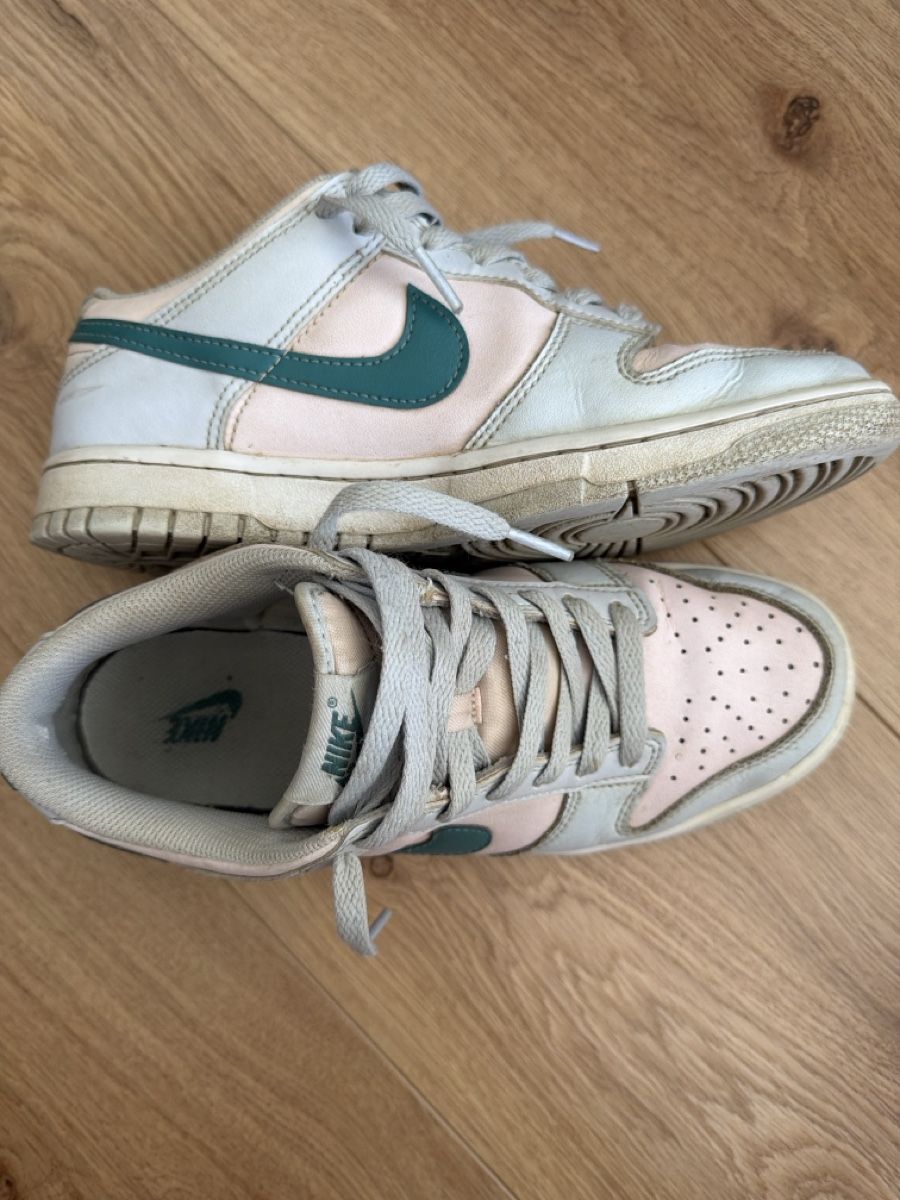 Nike Herrenschuhe: Nike dunk low – Gebraucht aus Grandson von fle_vb7f