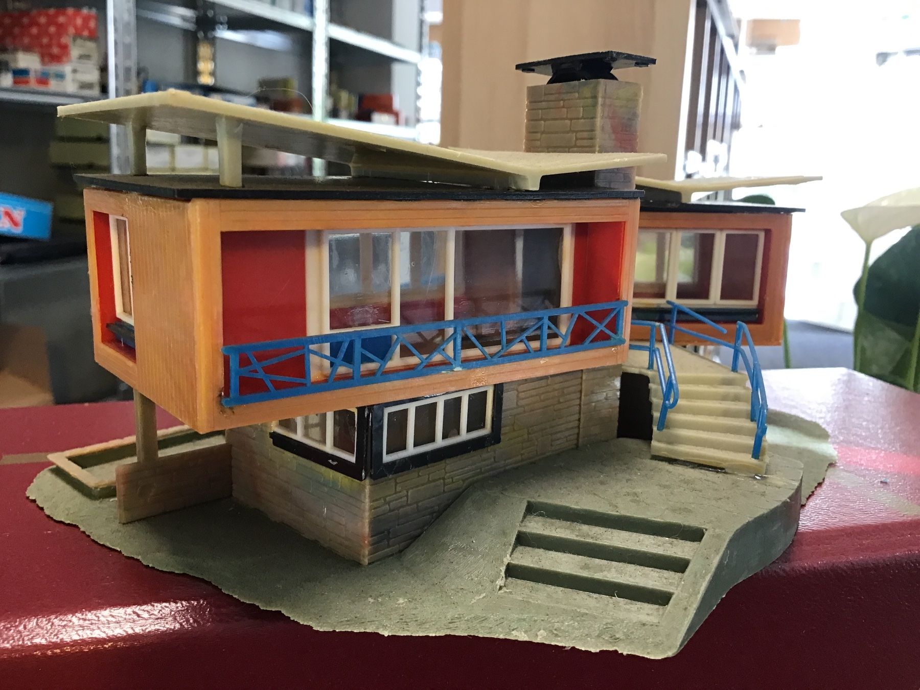 Faller Modellini di ferrovie: FALLER SPUR H0 BERÜHMTE VILLA – Usato da Männedorf venduto da Spezial-Modelle