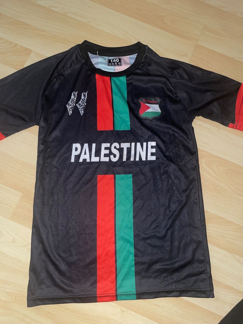 Trainer, Turnhosen & -trikots: Trikot Palestina – Gebraucht aus Niederlenz von JasminaK01