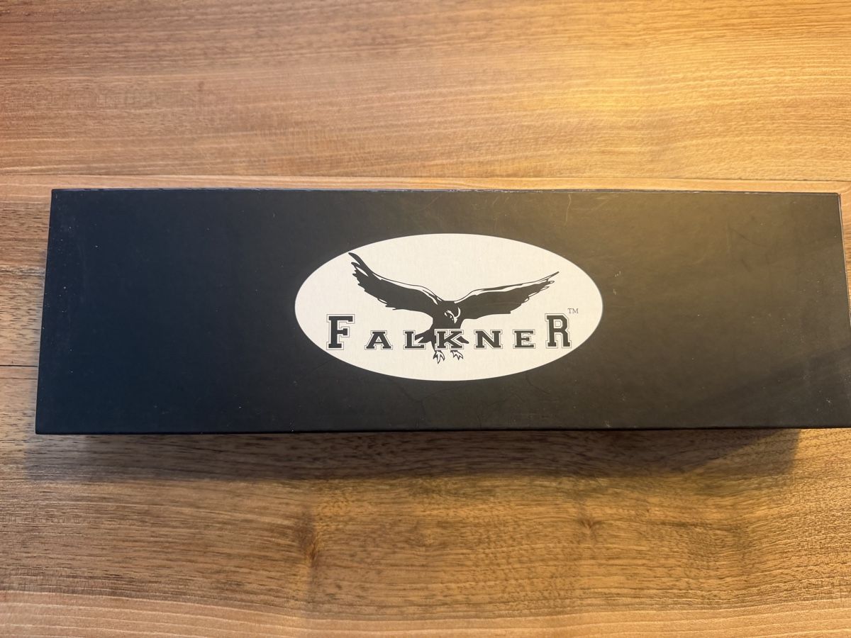 Couteaux: Falkner Messer Geschenkbox guter Zustand – Neuf avec emballage d'origine à Matzingen par Hunter84