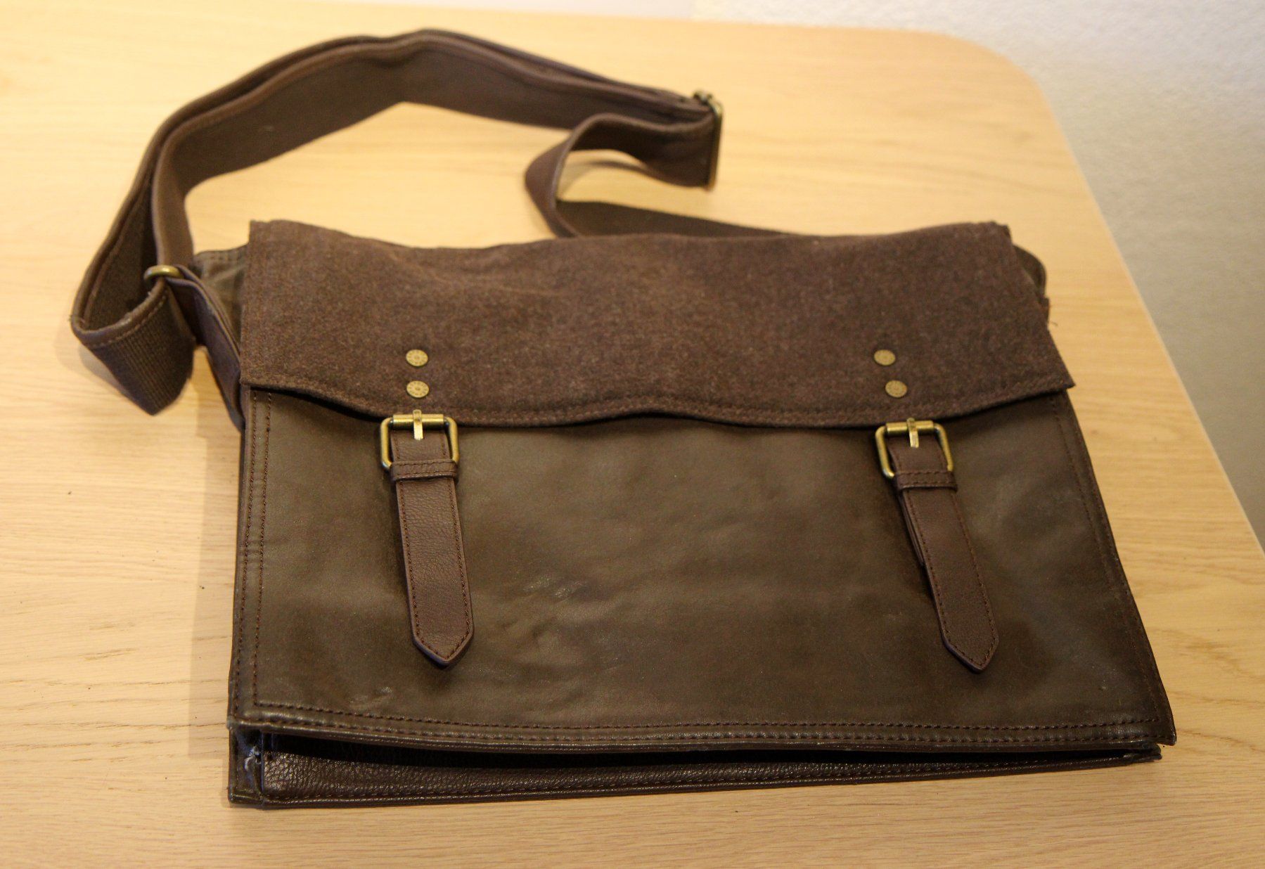 Borse: Ledertasche – Usato da Kriens venduto da Lavendel-888 1