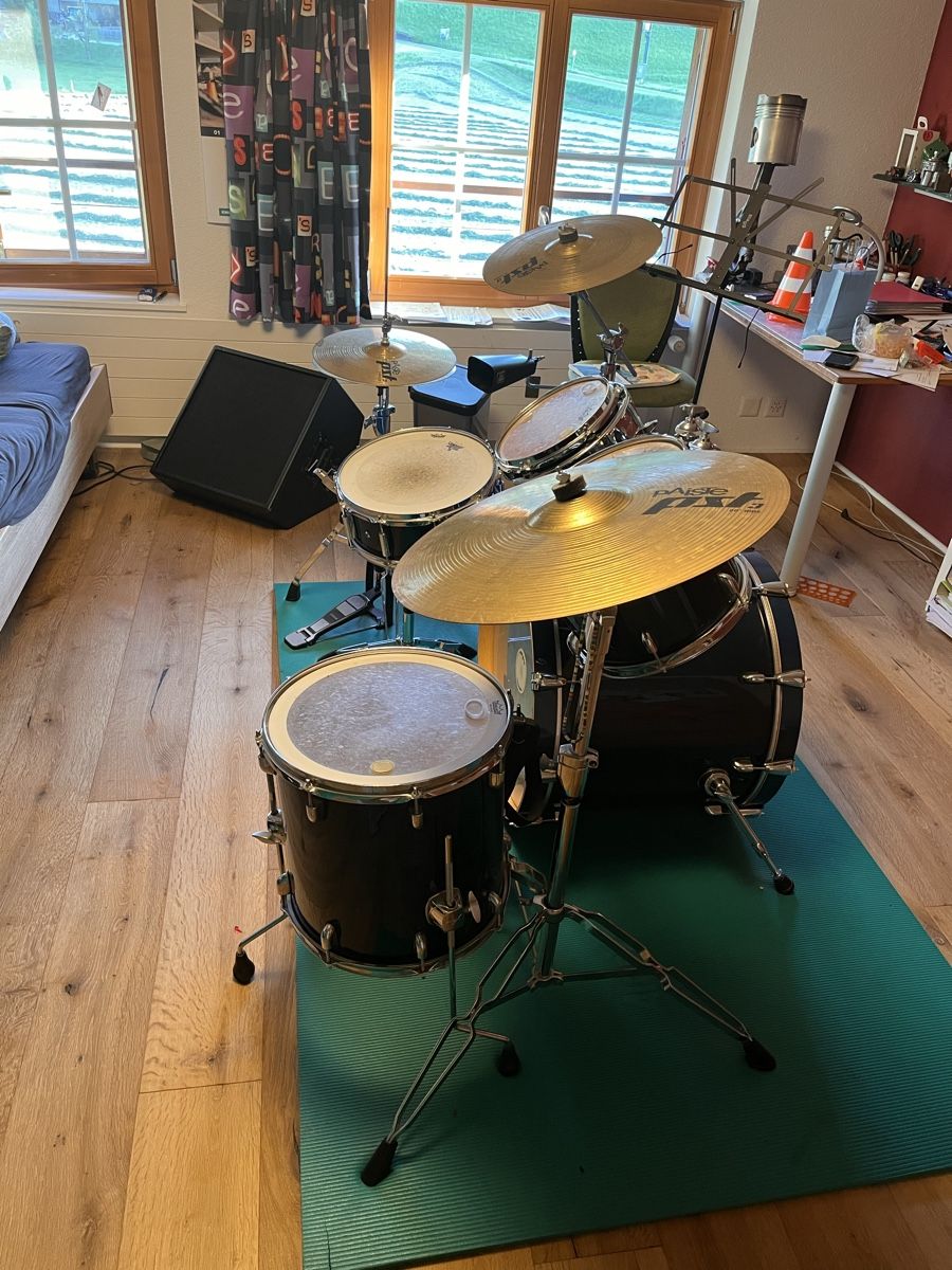 Musikinstrumente: Schlagzeug – Gebraucht aus Thierachern von d_f_9mkw 1