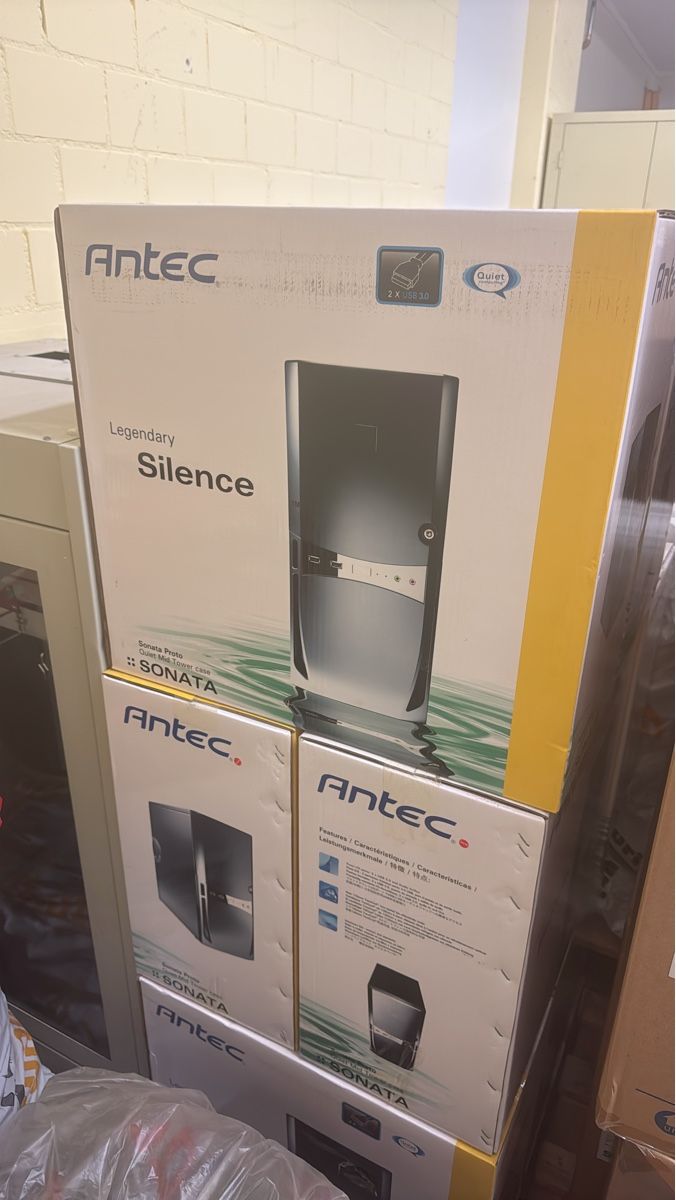 Custodie: Antec Sonata Silence PC-Gehäuse - NEU! – Nuovo e nell'imballaggio originale da Ueberstorf venduto da Zonk895