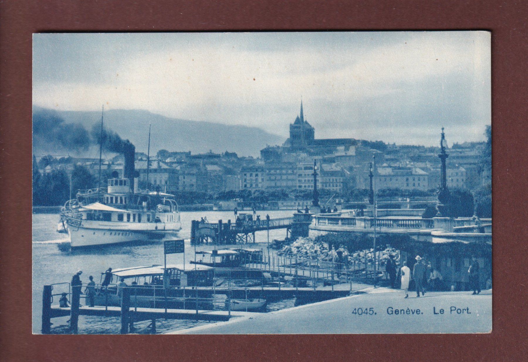 Cartoline postali: GENEVE - Port - Bateau CGN – Usato da Pully venduto da nicecards