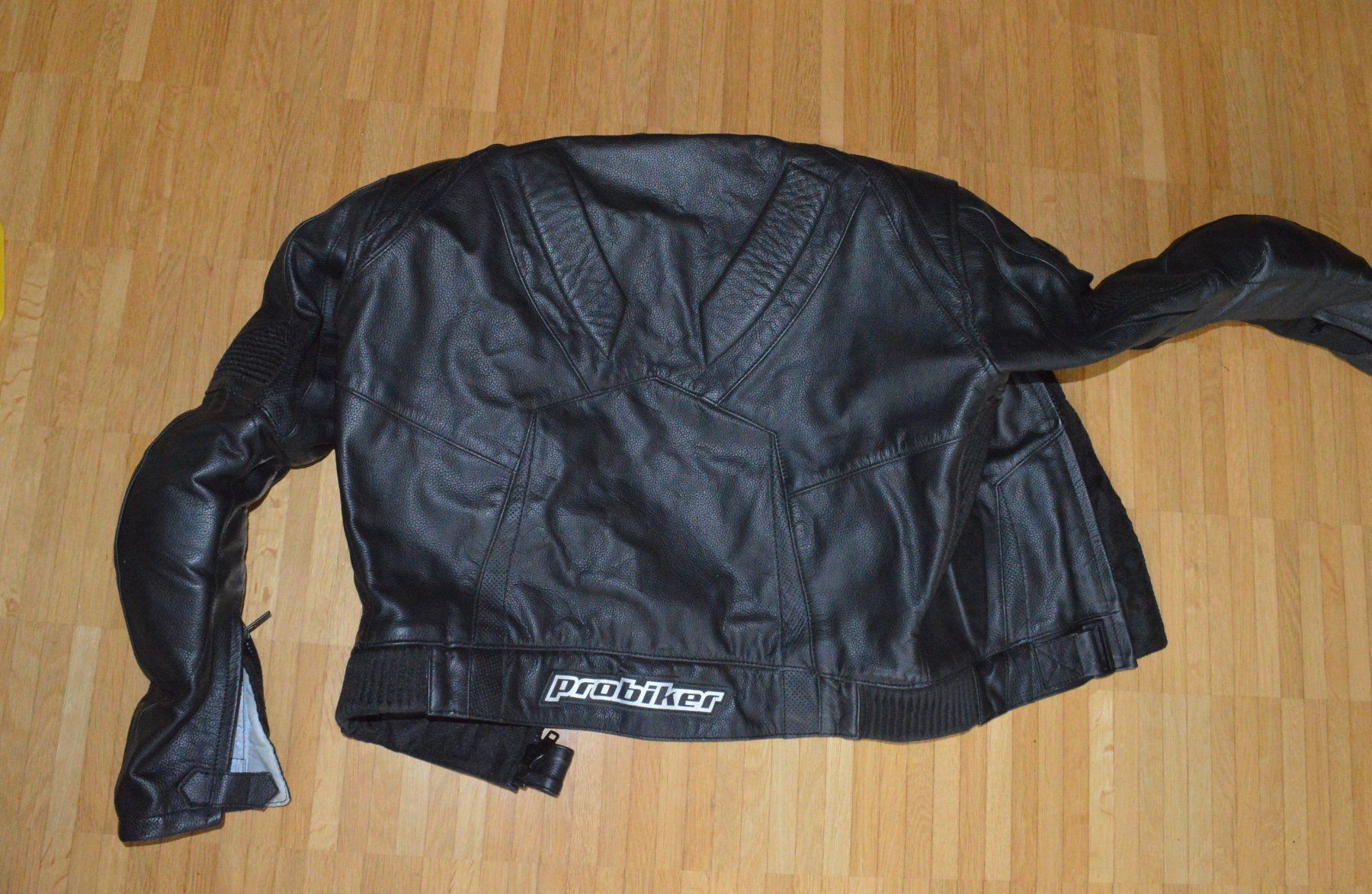 Giacche: Motorrad-Lederjacke Gr. 48 – Usato da Steffisburg venduto da Saegry 2