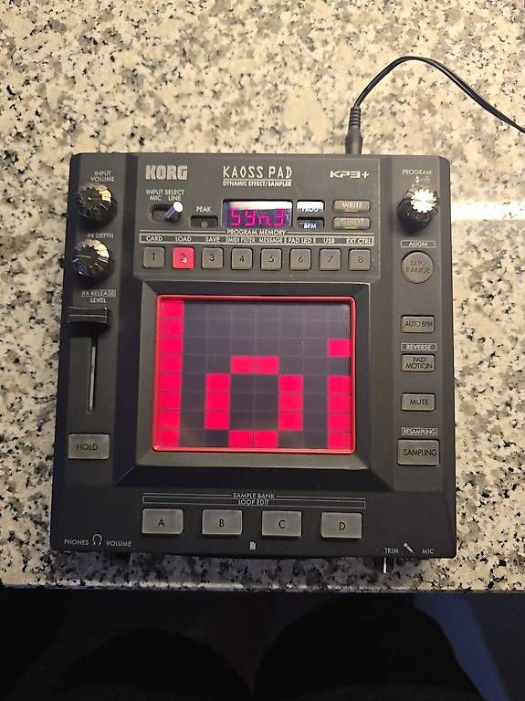 Korg Console di mixaggio: Korg Kaoss Pad KP3+ Effektgerät & Sampler inkl. Netzteil – Usato da Arlesheim venduto da Micumue 3