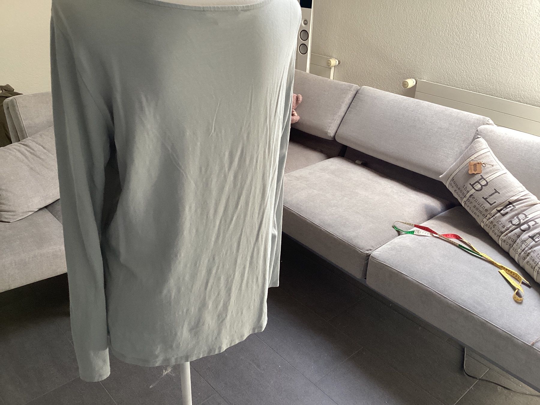 Comma Camicette: Comma Bluse schönes, gepflegtes Langarmshirt mint Gr. 42 – Usato da Homberg b. Thun venduto da Homata 1