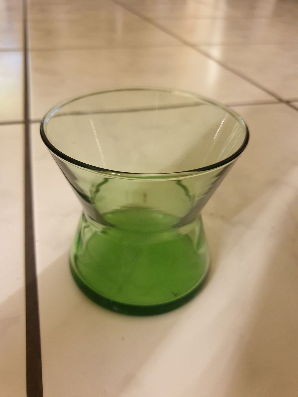 Vasi & Recipienti: Blumenvase grün 9cm – Usato da Felben-Wellhausen venduto da Brummbaer90