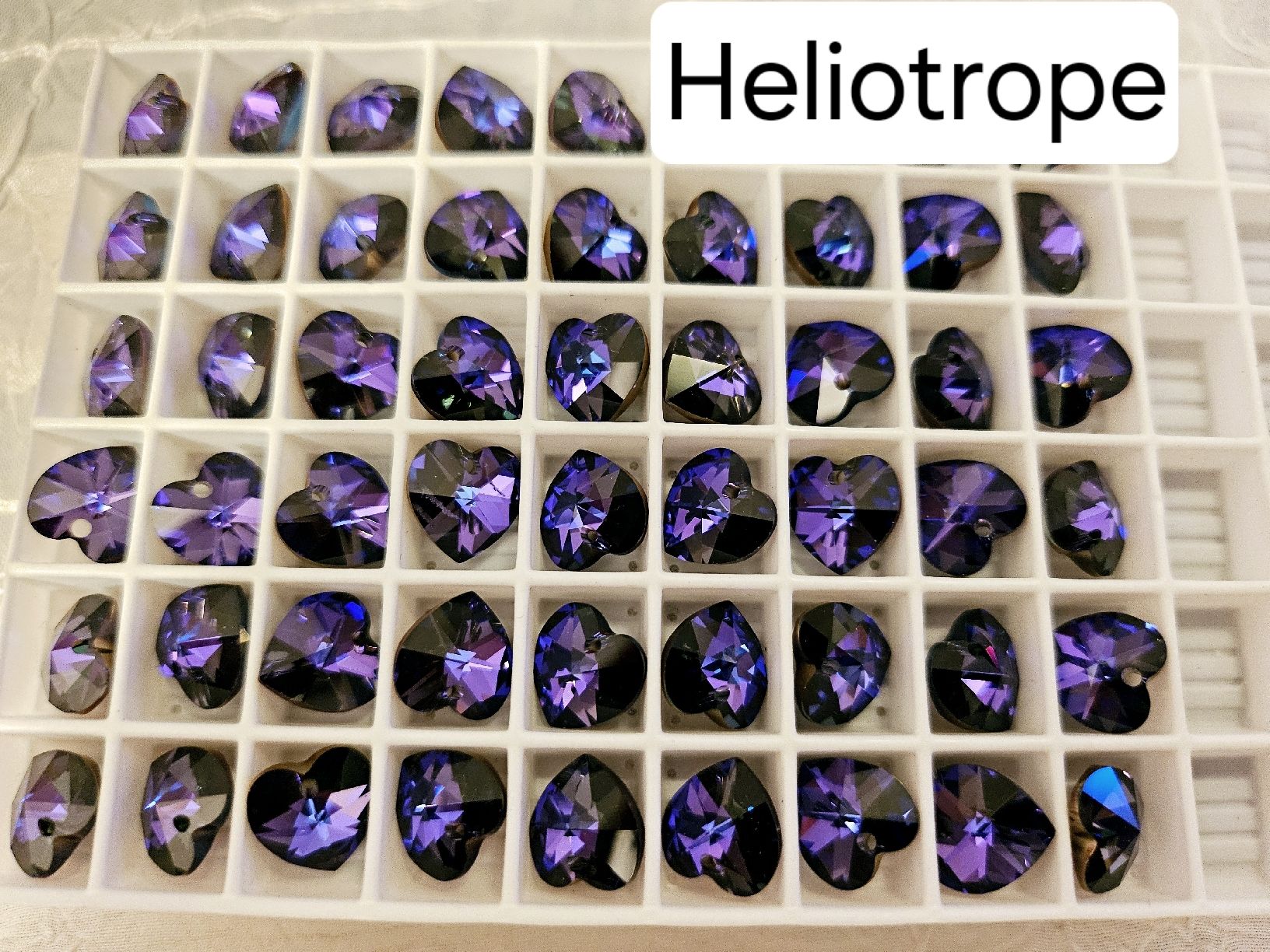Perle (finte): Funkelnde Swarovski Herz Perlen 10.3x10.0 mm – Nuovo e nell'imballaggio originale da Dietikon venduto da Eleda 2