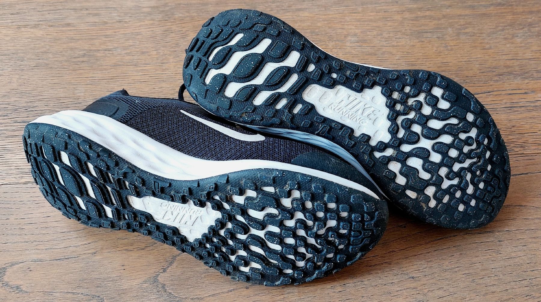 Nike Chaussures garçon: Nike Revolution 6 Next – D'occasion à Schlierbach par FeelHappy 2