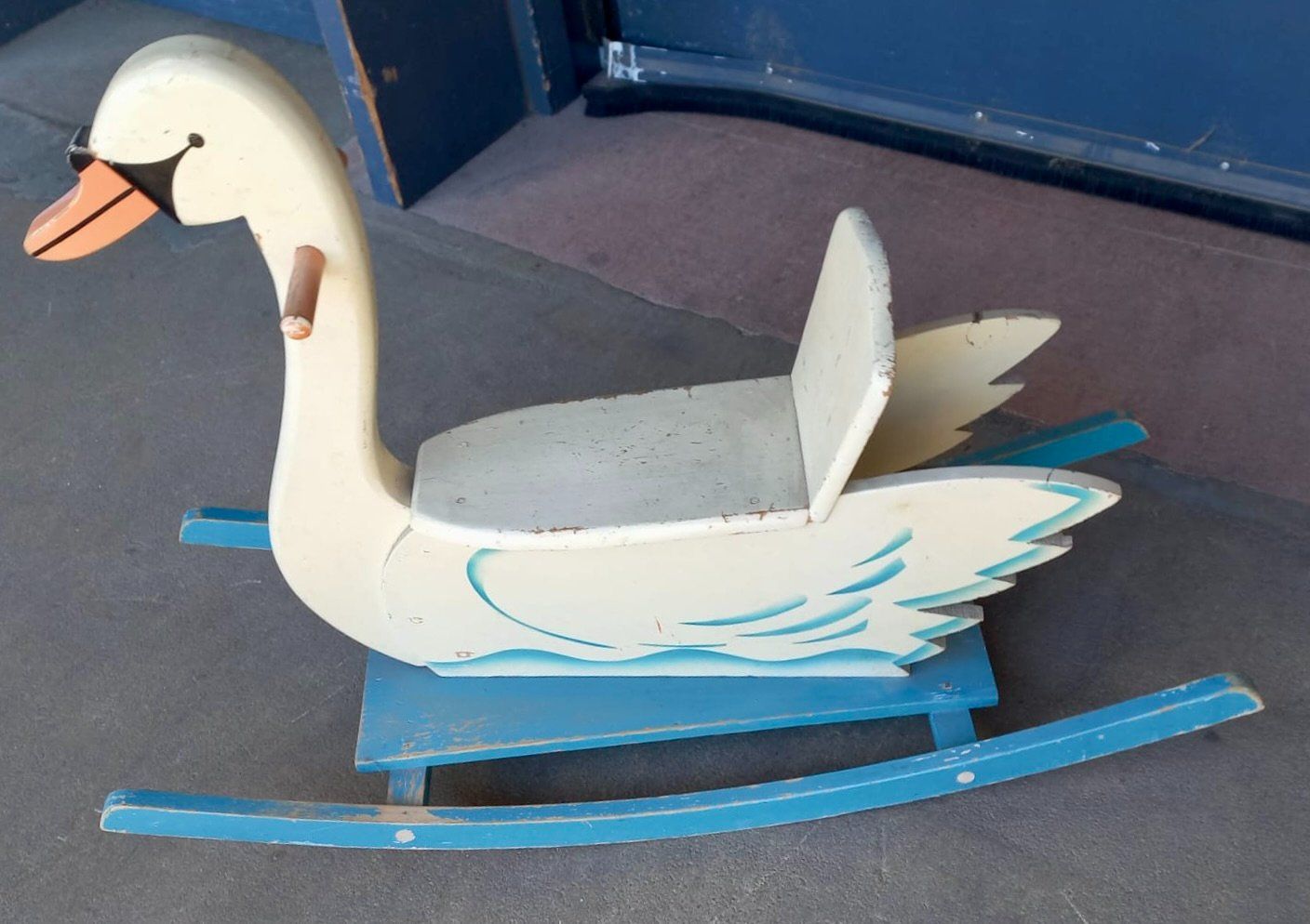 Wisa Gloria Jouets: alter Schwan Wisa-Gloria – D'occasion à Burgdorf par glasrabe01 1