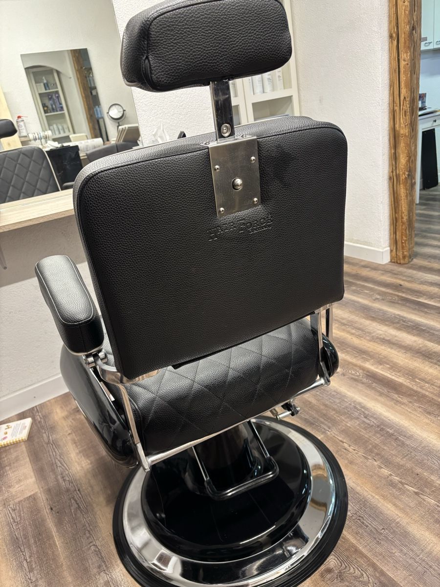Sedie: Barberstuhl Hair Force Germany – Usato da Känerkinden venduto da ced_wmt7 3