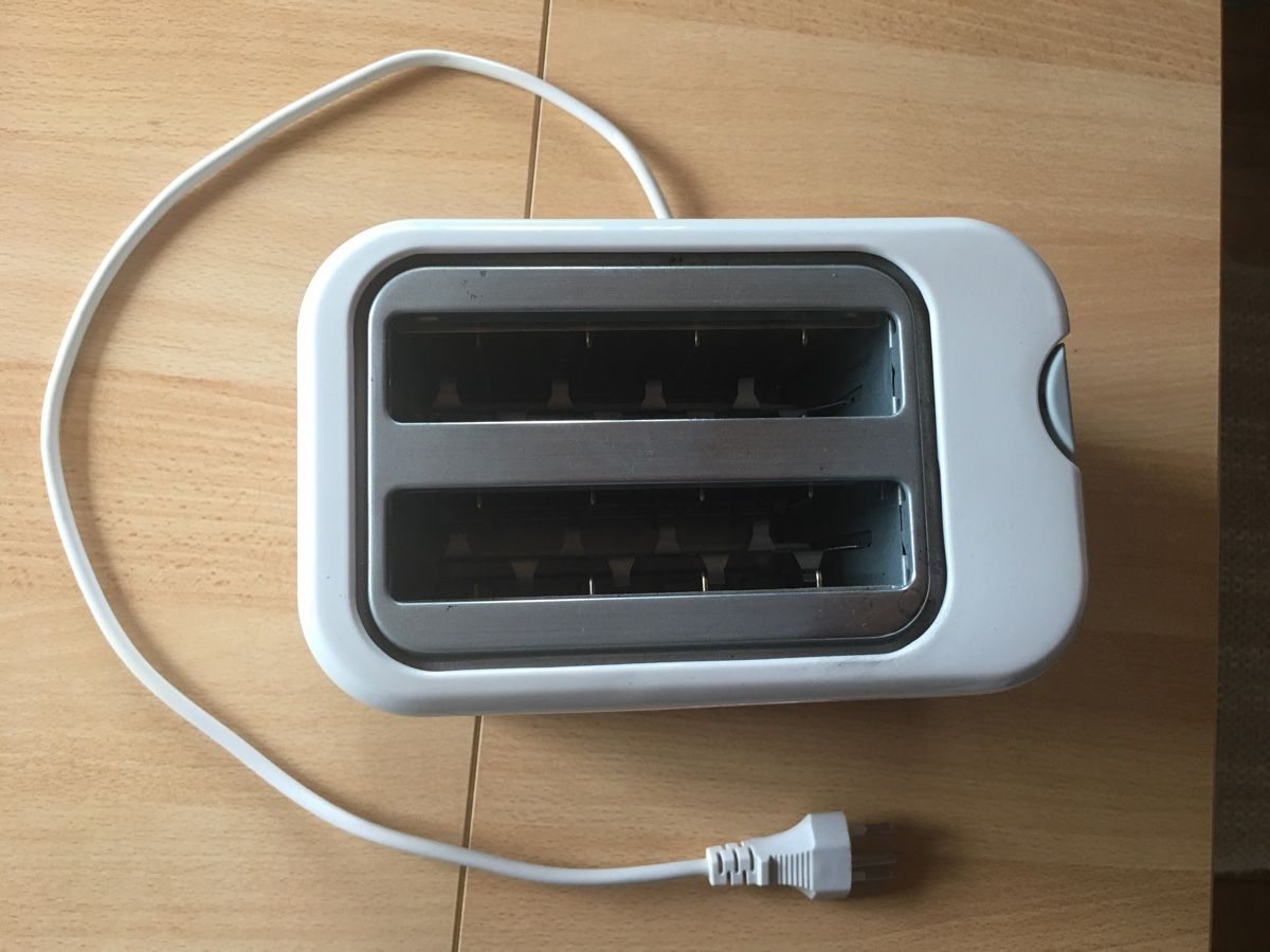 Durabase Küchengeräte: Durabase Toaster 2 Schlitze weiss gebraucht – Gebraucht aus Bärschwil von Ranron1970 1