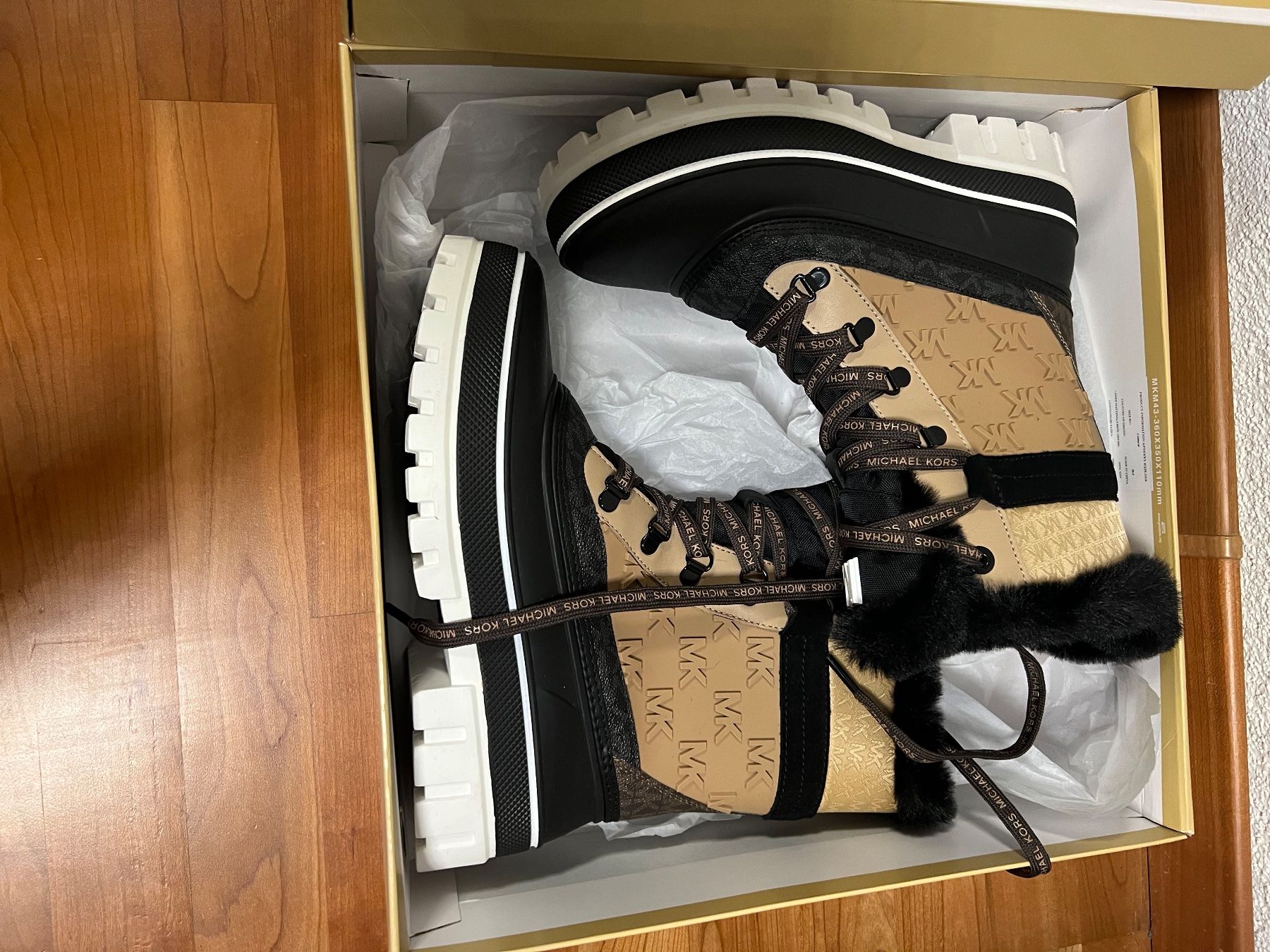 Michael Kors Scarpe da donna: Stiefeletten MICHAEL KORS 38 New – Usato da Schiers venduto da Sam.ahd1 2