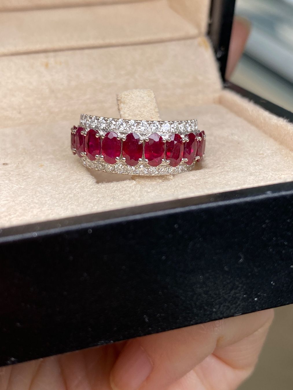 Anelli: Einzigartiger Rubin Ring/18k/Diamanten – Nuovo e nell'imballaggio originale da Sarnen venduto da Yingsperlen1 1