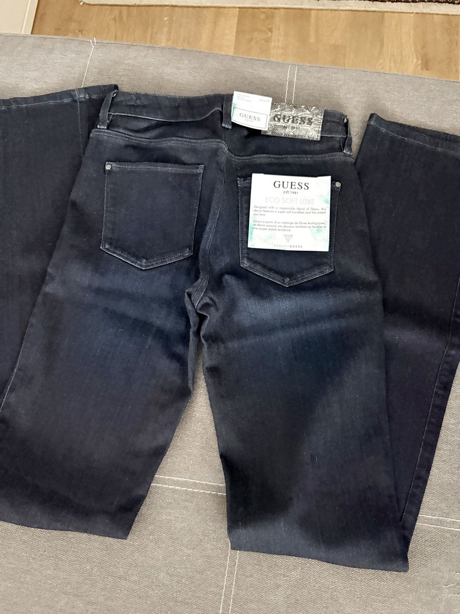 Jeans: Neue Jeans von Guess Gr.26 – Nuovo e nell'imballaggio originale da Reinach AG venduto da innamac 1