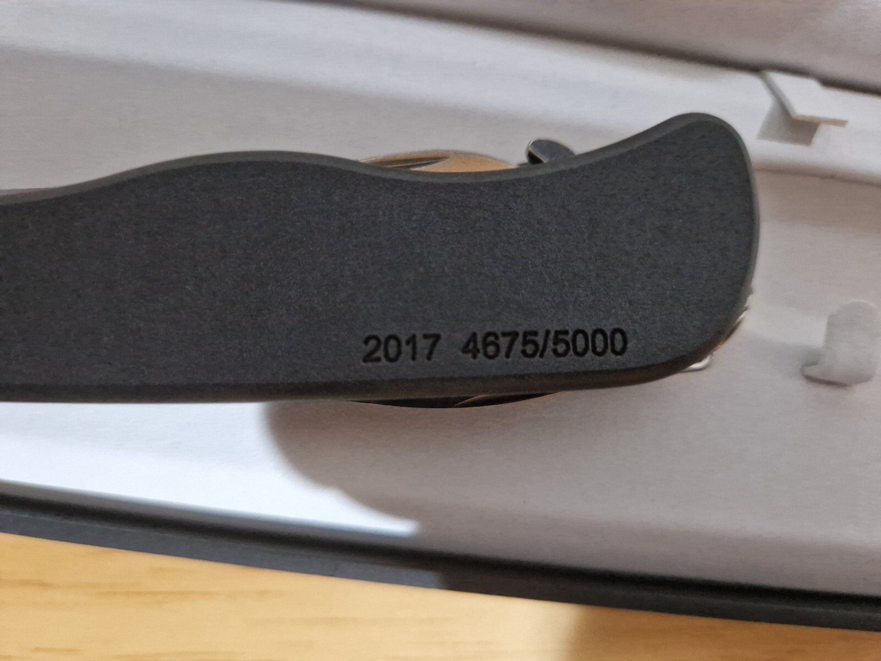 Coltelli tascabile: Victorinox Damast 2017 – Nuovo e nell'imballaggio originale da Seedorf BE venduto da Stibutz 3