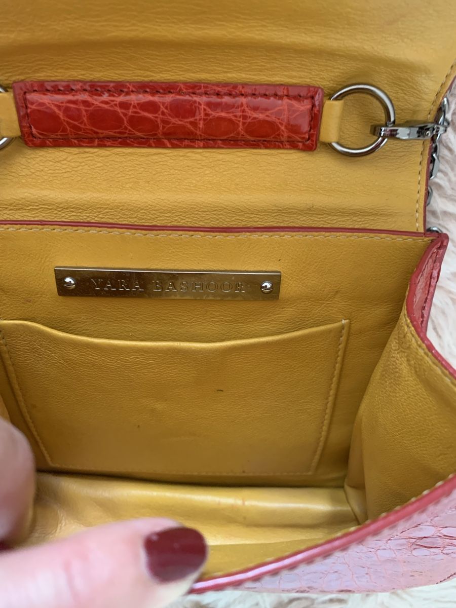 Sacs femmes: Yara Bashoor leder tasche – D'occasion à Zürich par Nikuska32 2