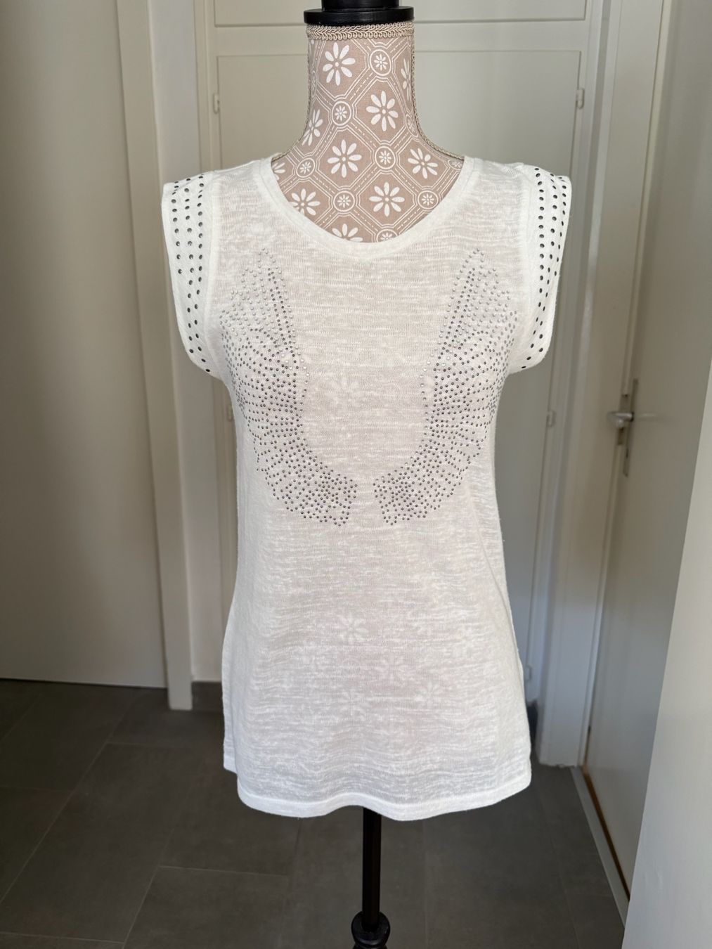 Top: Top - S – Usato da Sion venduto da accroshoes