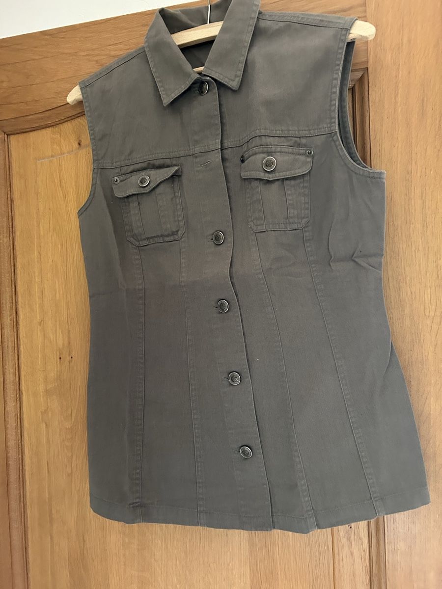Top: Blouse sans manches – Usato da Montsevelier venduto da Batson