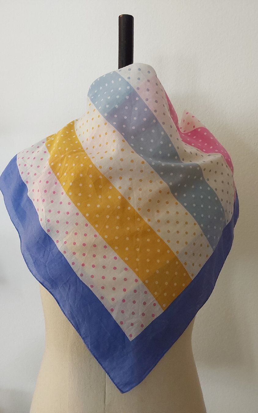 Foulards & écharpes: Baumwolltuch quadratisch – D'occasion à Köniz par scopello12