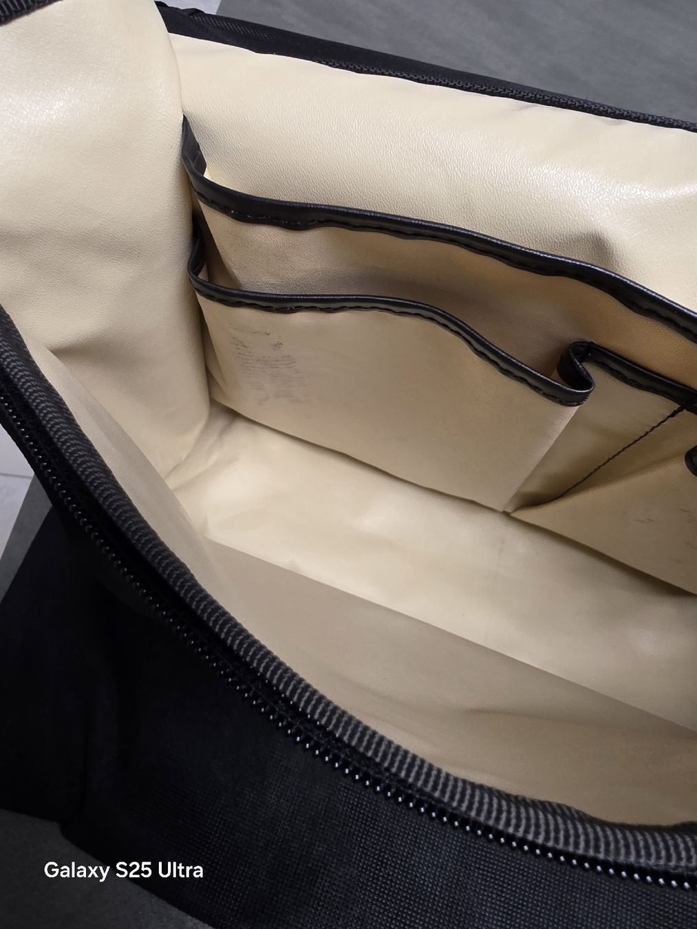 Maison Mollerus Borse: Mollérus Tasche  – Usato da Kölliken venduto da ann_vf62 6