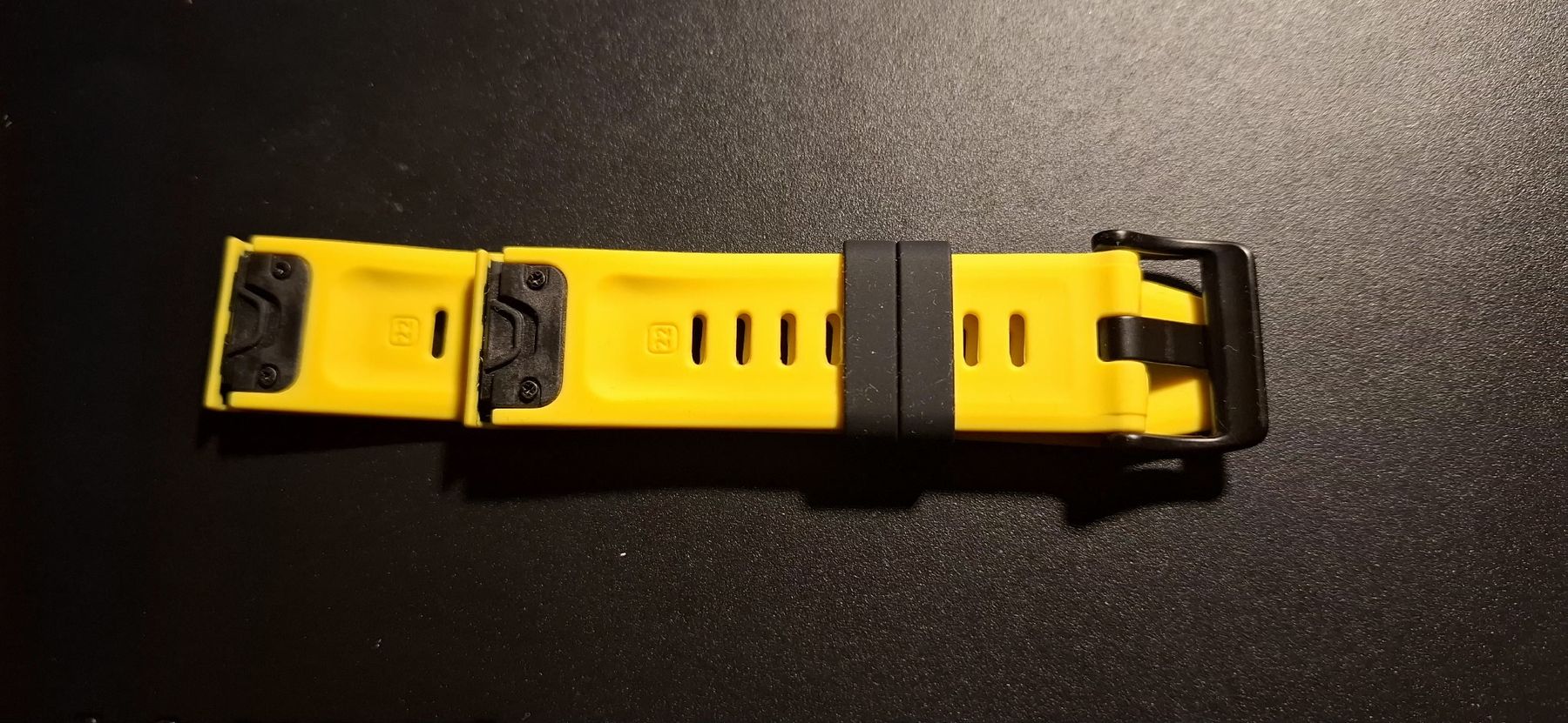 Garmin Uhren: Garmin Armband 21mm – Neu (gemäss Beschreibung) aus Chur von Giffa-04-06 1