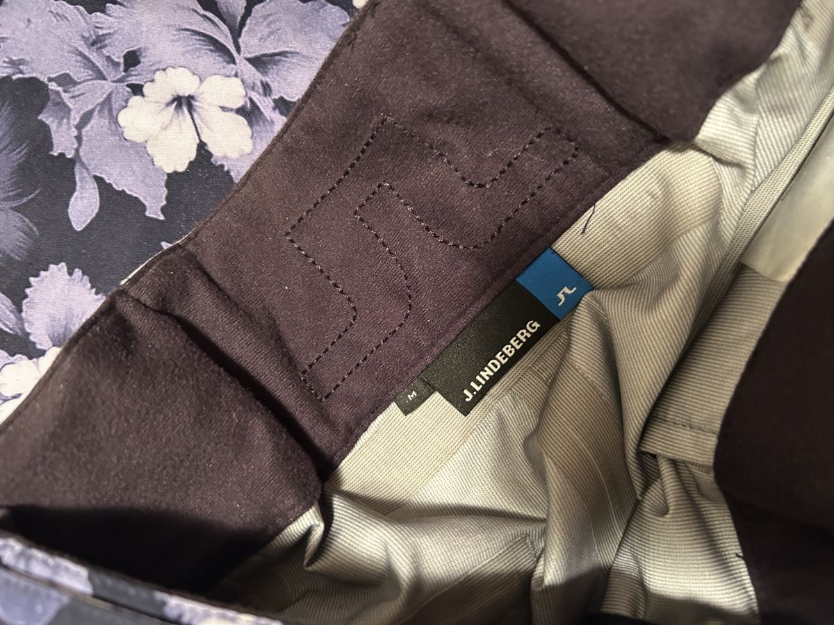 Lindeberg Pantaloni: Damen Skihose Lindeberg M – Usato da Zürich venduto da whitelily 2