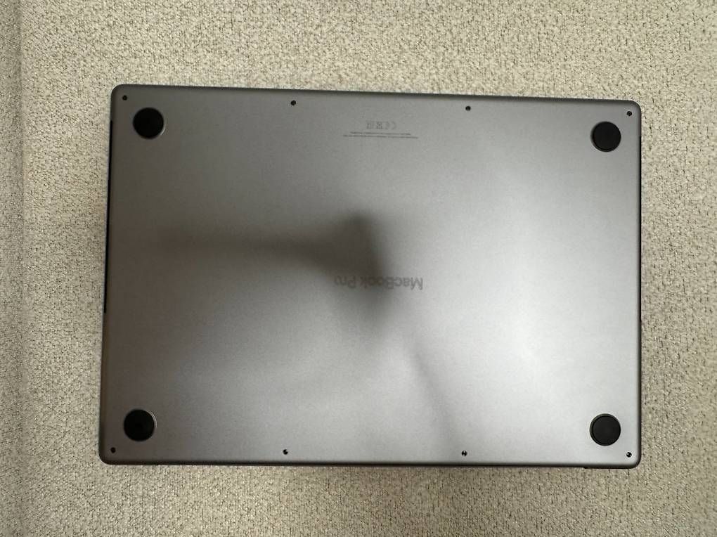Apple Notebooks: Apple Macbook Pro M1 Pro, 16 GB RAM, 1 TB SSD – Gebraucht aus Zug von lmapen 3