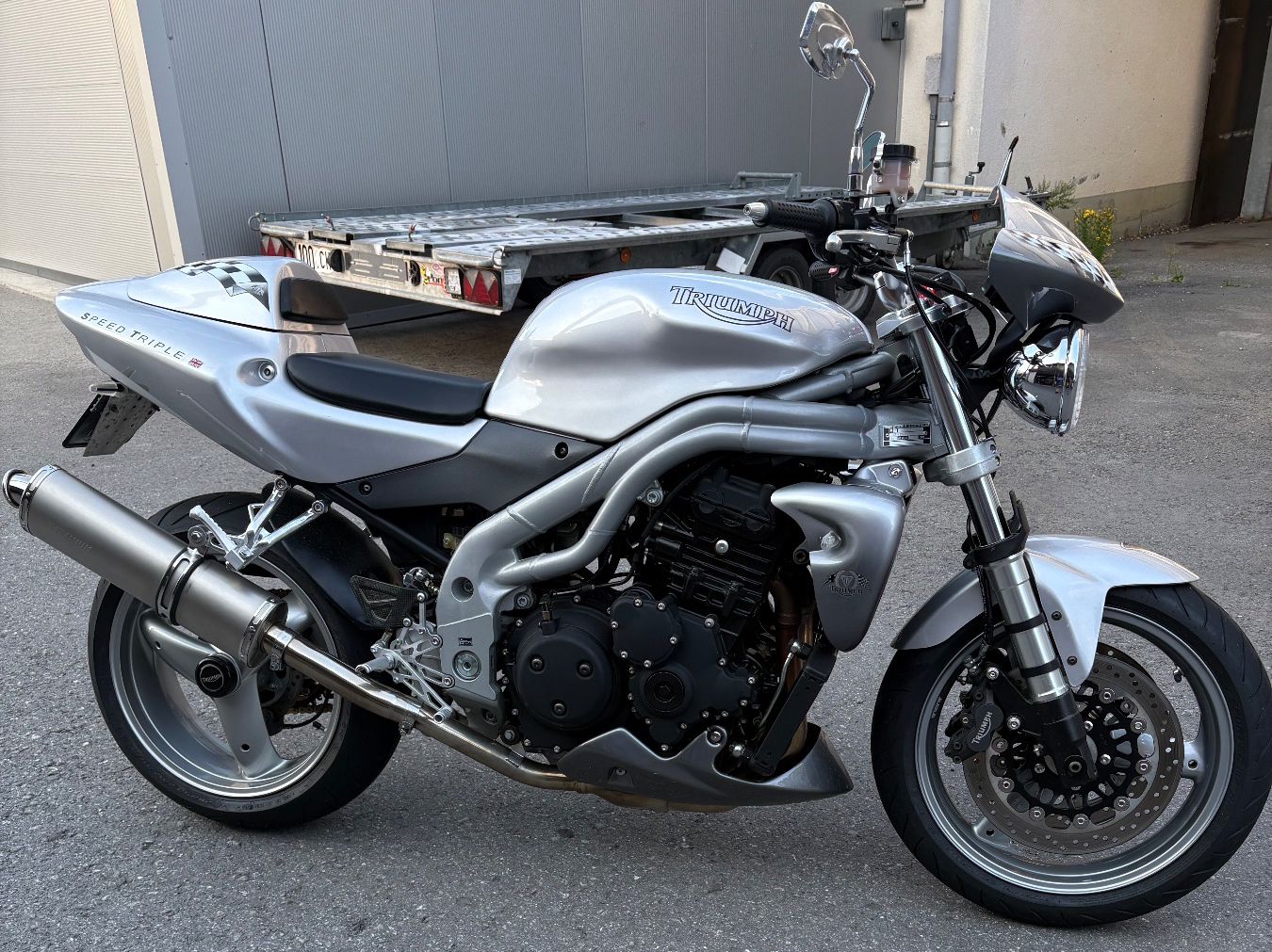 Triumph Route: Triumph Speed Triple 955i – D'occasion à Sevelen par oblas 1