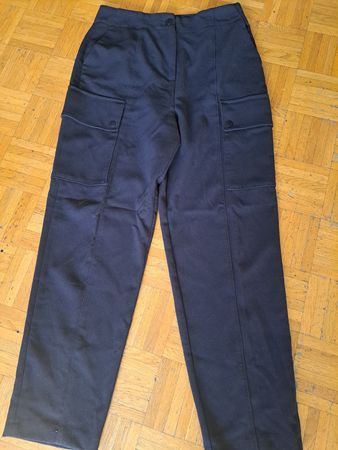 Pantalon cargo Sandro noir taille 38. Parfait 