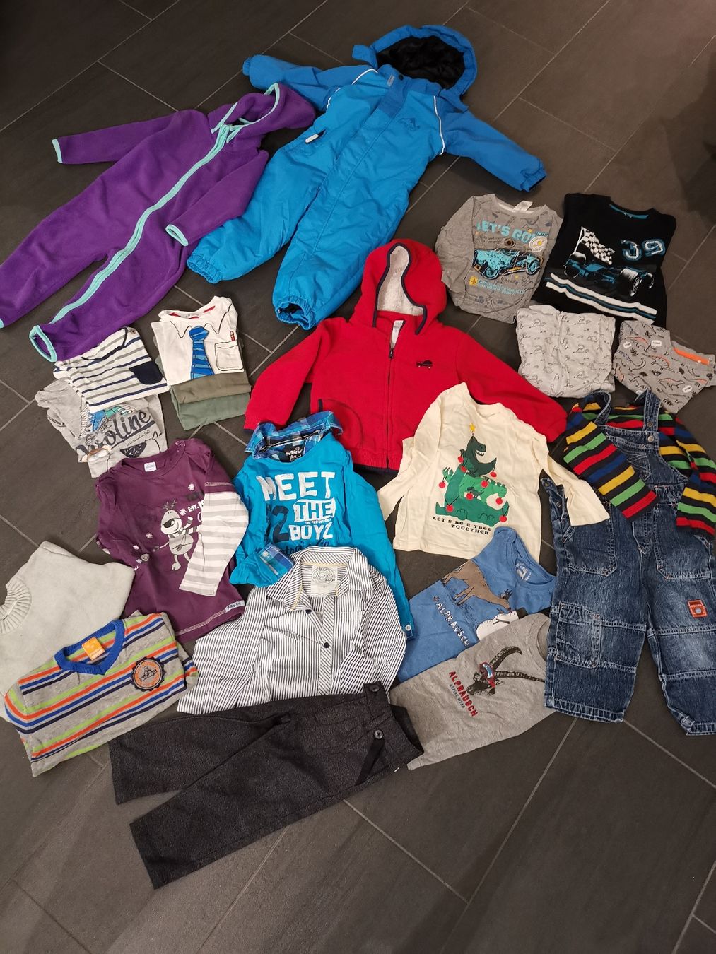Lotti & Set di vestiti: grosses Kleiderset – Usato da Matzendorf venduto da hauli2