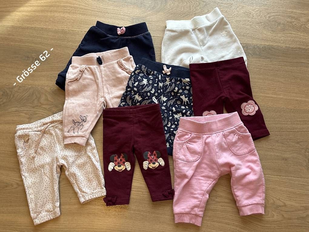 Pantaloni: 8 Hosen Grösse 62 – Usato da Kägiswil venduto da mau90