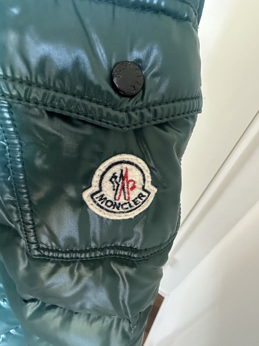 Moncler Jacken: Moncler Puffer jacket - size 3 - bottlegreen – Gebraucht aus Langnau am Albis von bar_ml6k 5