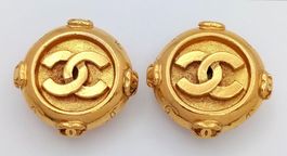 CHANEL vintage CC logo runde vergoldete Ohrclips mit OVP TOP
