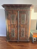 Antiker Bauernschrank Holz bemalt Jahrgang 1838 gebraucht