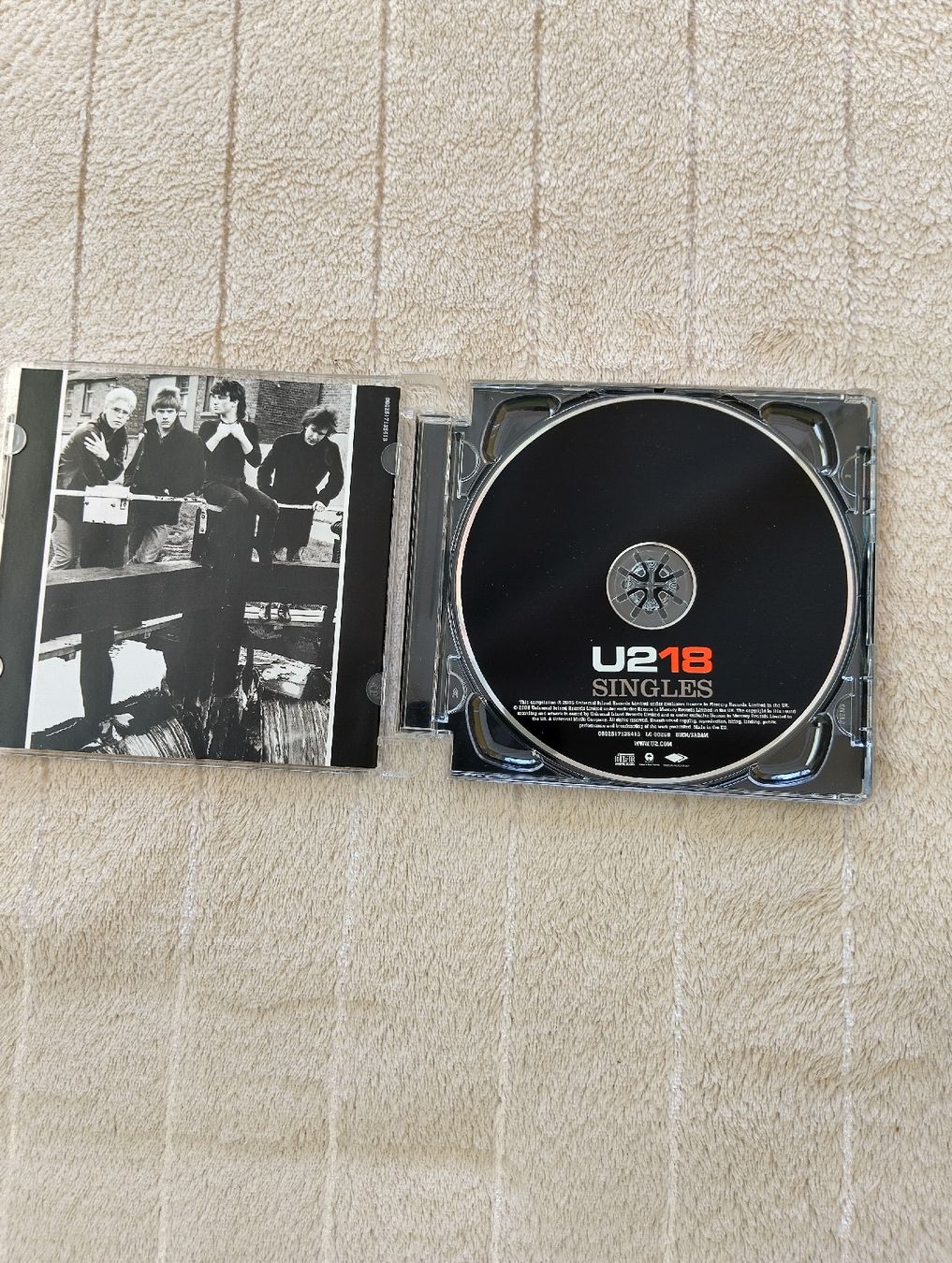 CD: CD U2 - U218 Singles - Collection Ultime - – Usato da Reconvilier venduto da mpa_7b2k 1