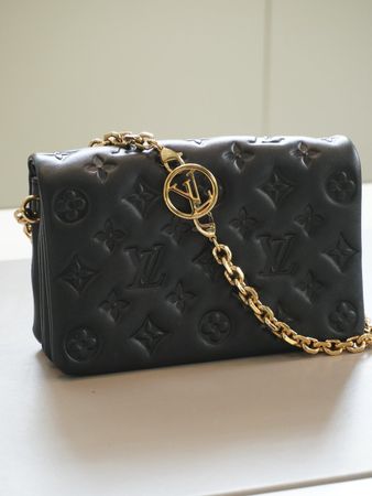Louis Vuitton Coussin