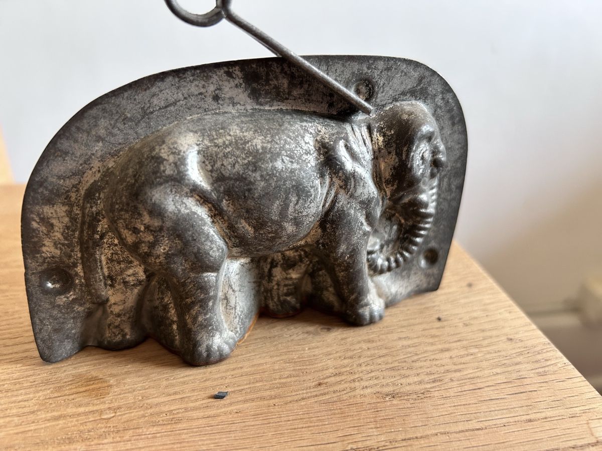 Moules à gâteaux: Alte Schokoladenform Elefant – D'occasion à Niederwil SO par Hummeln_im_Hintern 1