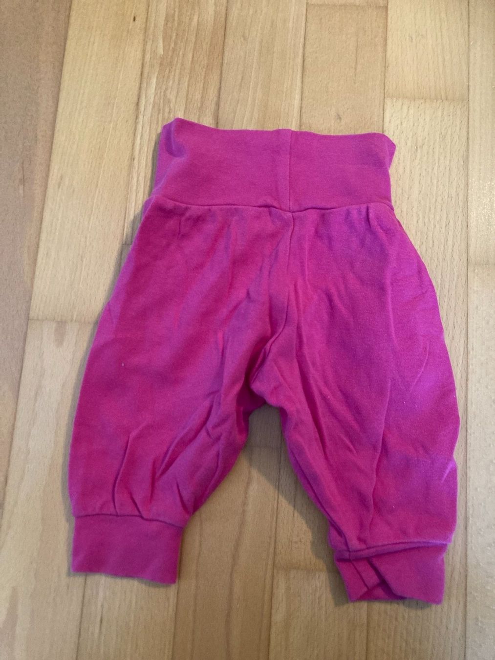 Lotti & Set di vestiti: Langarm T-Shirt und Hose – Usato da Muttenz venduto da Juvenile33 7
