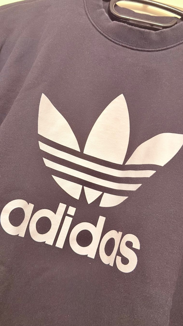 Adidas Pullover & Sweatshirts: • Adidas Sweatshirt • – Gebraucht aus Basel von mendoza13 1