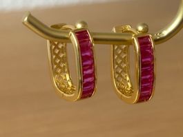 Luxus Elegante Creolen Ohrstecker Farbe :Gold / Rubinrot