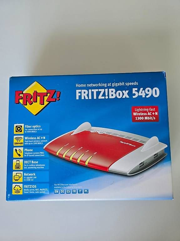 Fritz Modem & Router: Fritz!Box 5490 CH Glasfaser-Router mit Telefonkabeln – Usato da Thun venduto da Umd