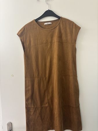 Kleid Mango in wildlederoptik