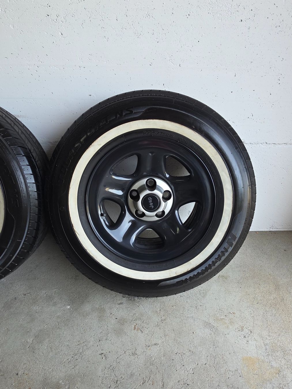 Pneumatici & Ruote complete: Jeep Felgen / Komplettrad – Usato da Leuzigen venduto da Mj1989 1